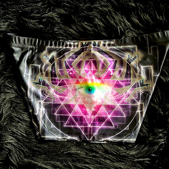 The Headspace, halter top and BOOty shorts set - Picture 8 of 13